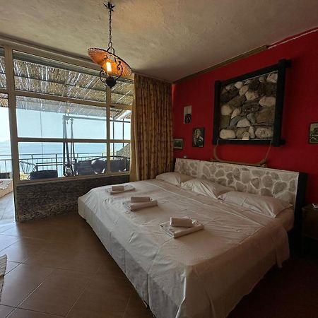 Hotel Vila "Oda E Miqve" Vlorë Exteriér fotografie