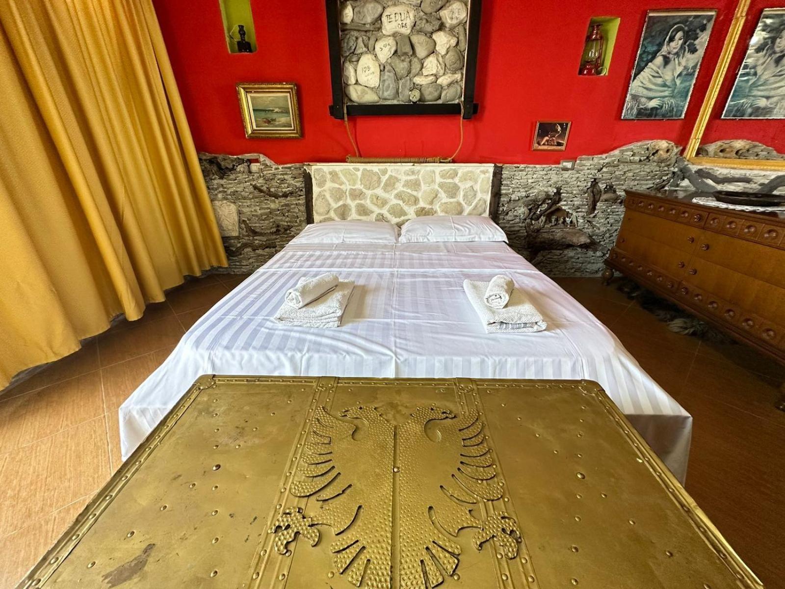 Hotel Vila "Oda E Miqve" Vlorë Exteriér fotografie
