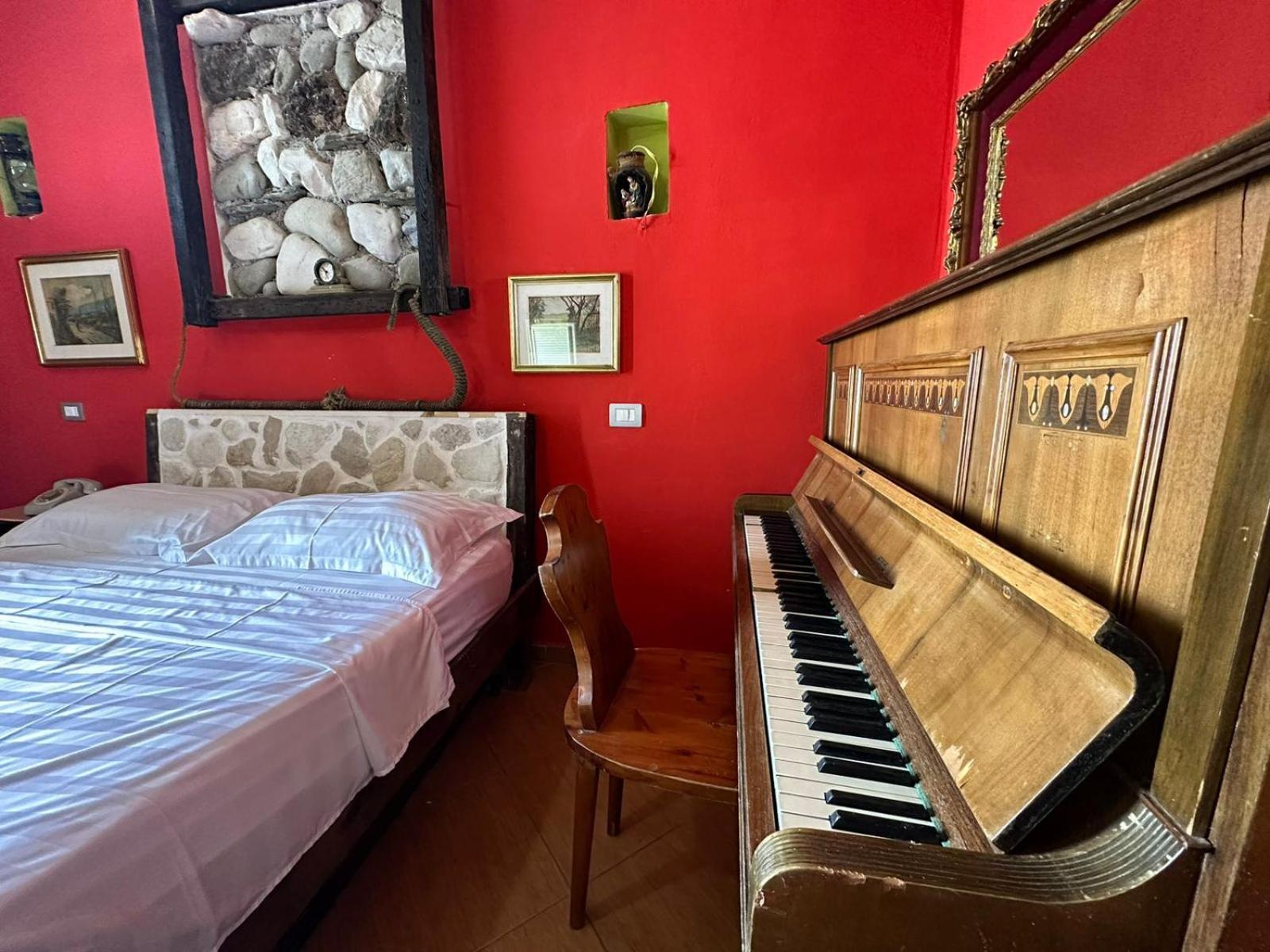 Hotel Vila "Oda E Miqve" Vlorë Exteriér fotografie