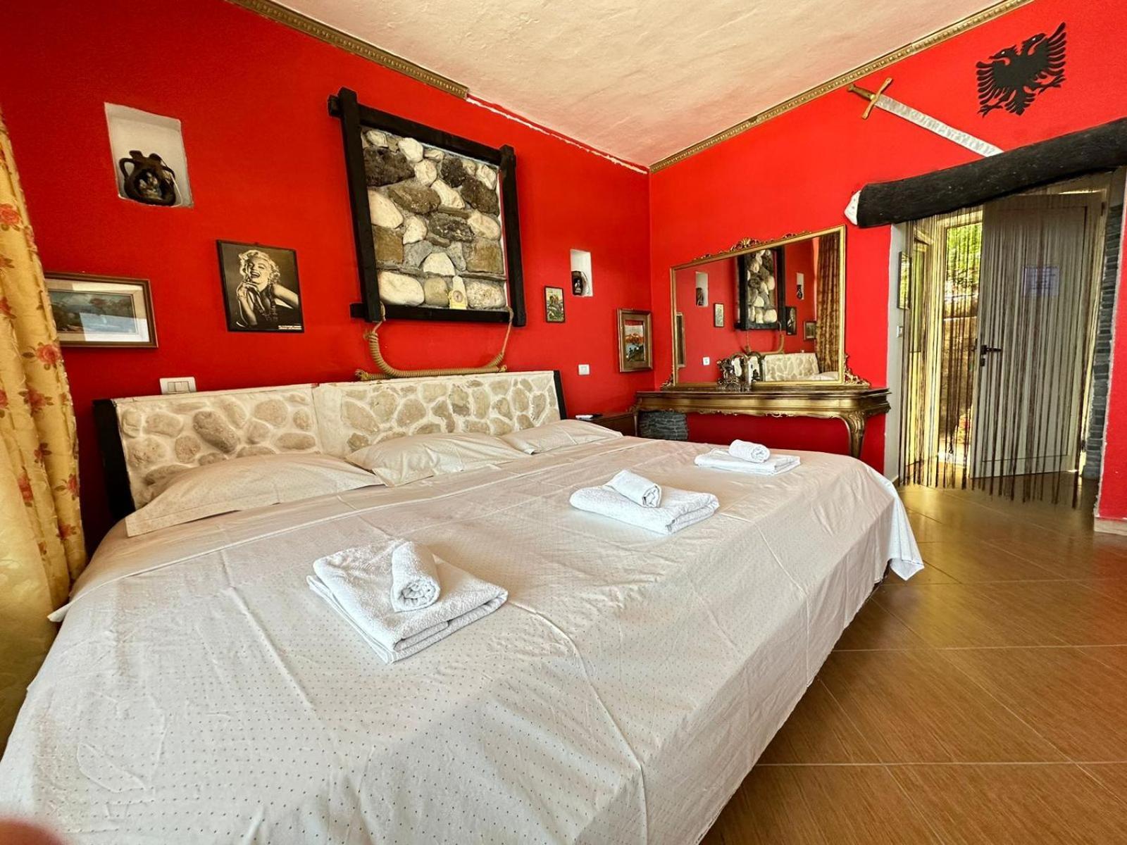 Hotel Vila "Oda E Miqve" Vlorë Exteriér fotografie