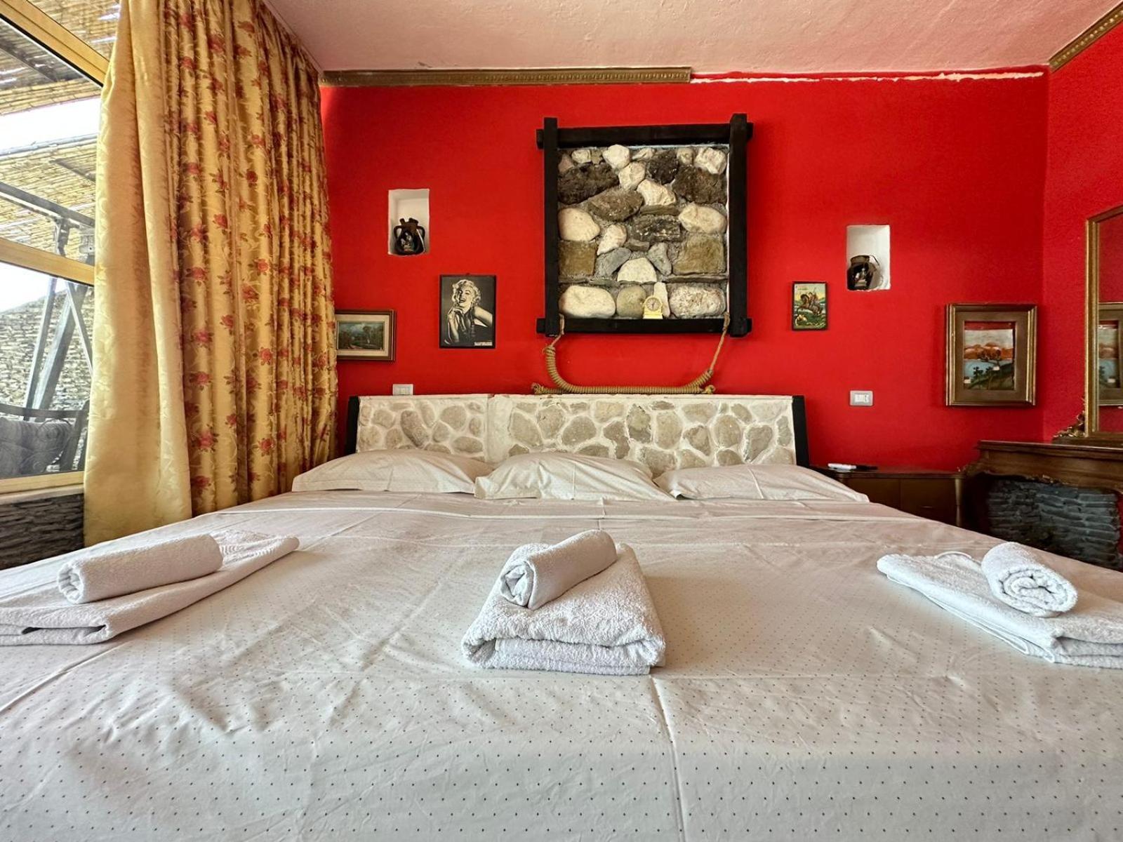Hotel Vila "Oda E Miqve" Vlorë Exteriér fotografie