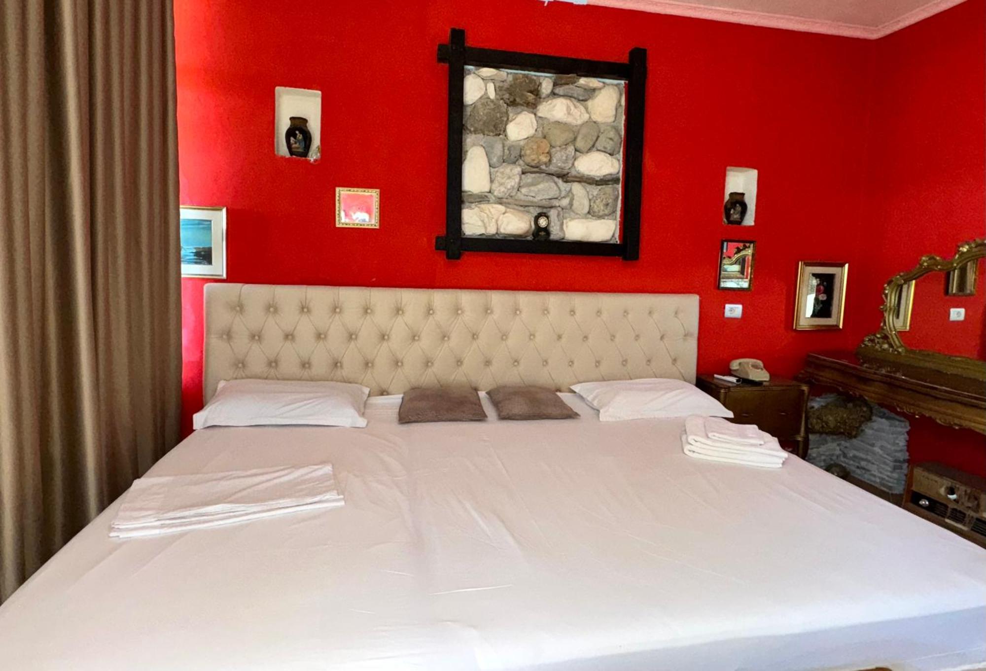 Hotel Vila "Oda E Miqve" Vlorë Exteriér fotografie