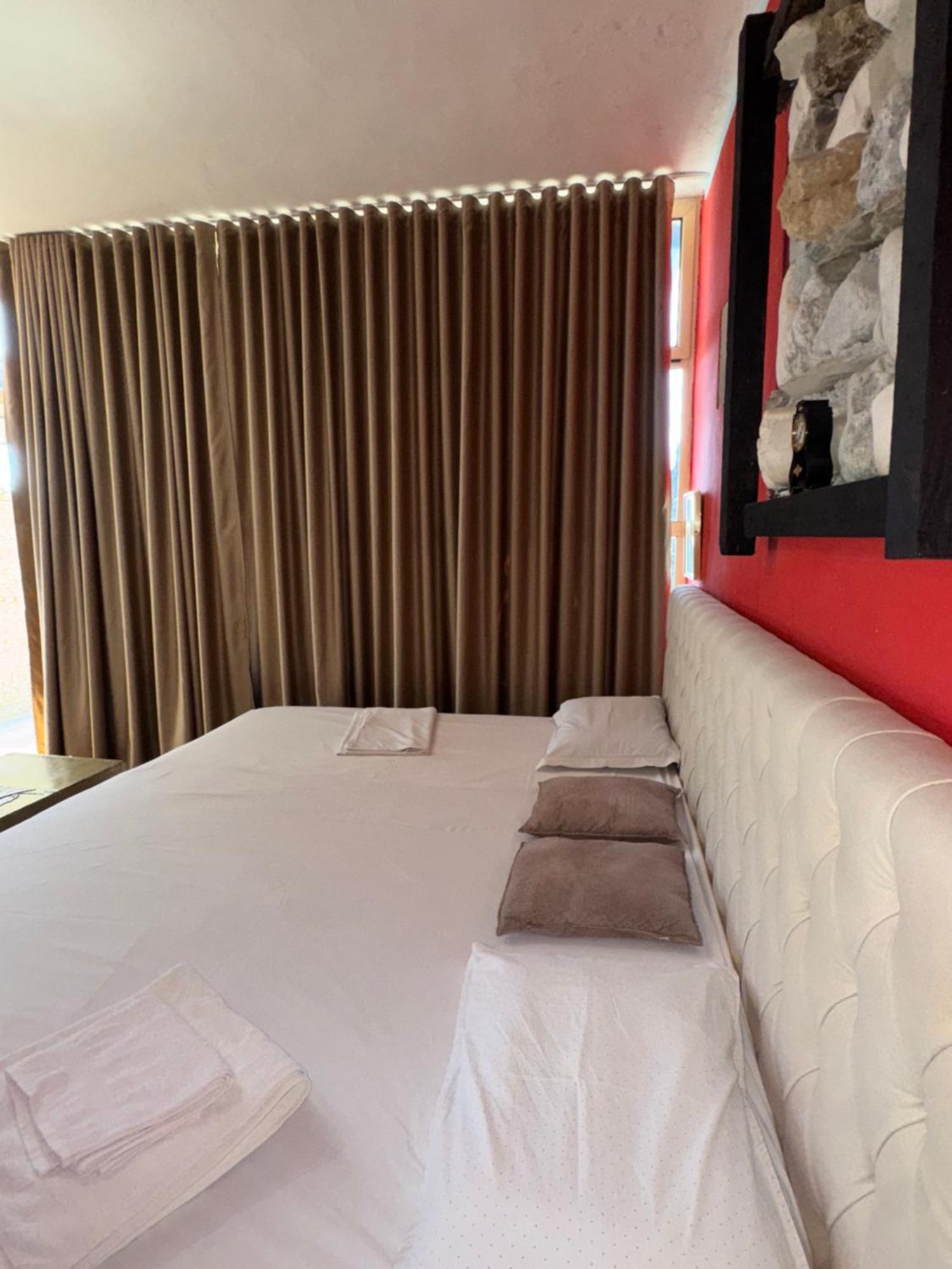 Hotel Vila "Oda E Miqve" Vlorë Exteriér fotografie