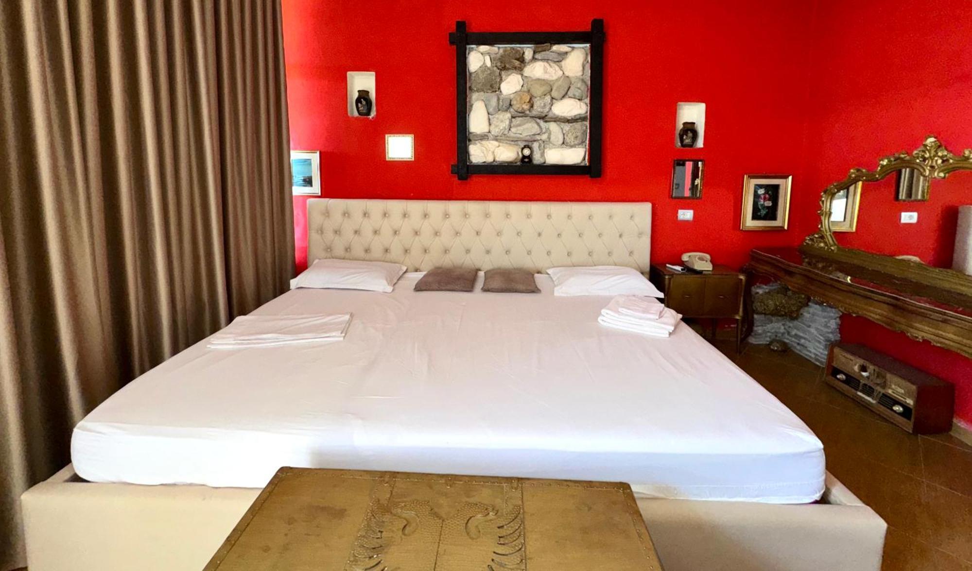 Hotel Vila "Oda E Miqve" Vlorë Exteriér fotografie