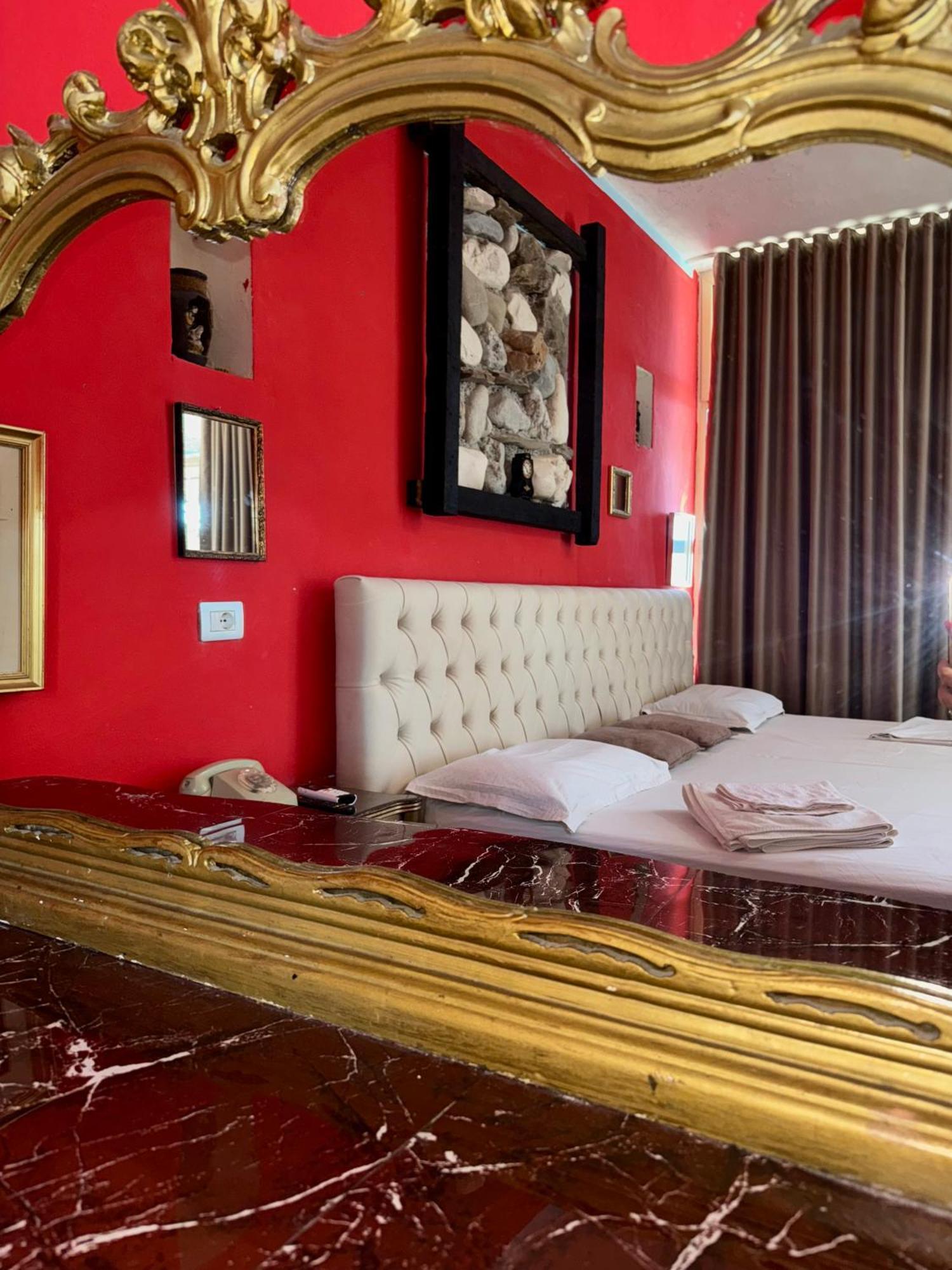 Hotel Vila "Oda E Miqve" Vlorë Exteriér fotografie
