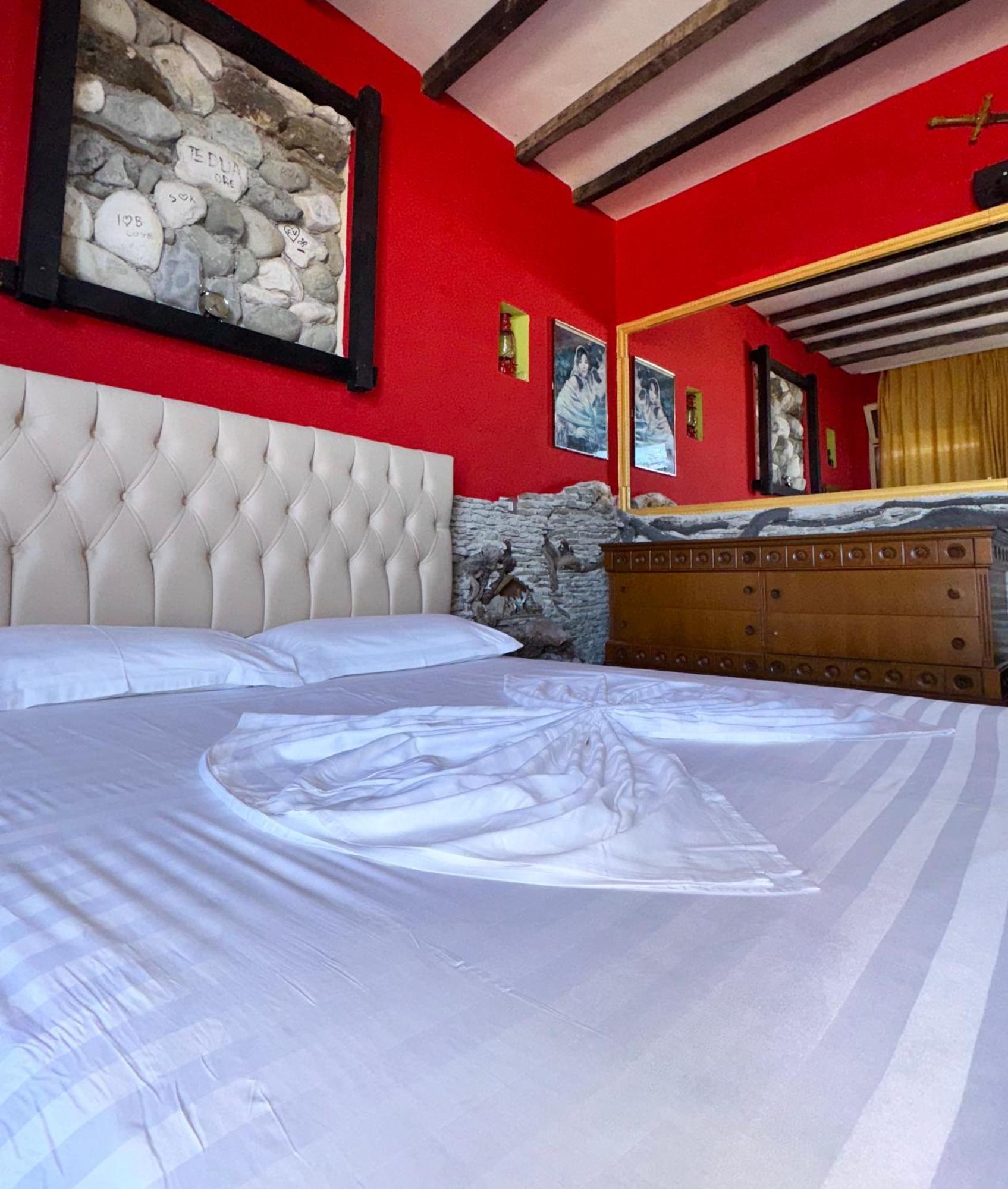 Hotel Vila "Oda E Miqve" Vlorë Exteriér fotografie